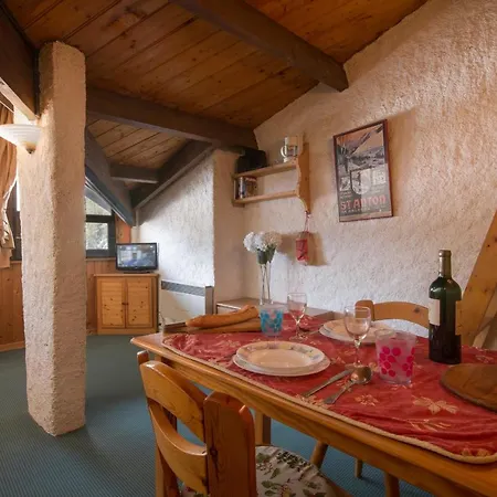 Sainte-foy-l'argentiere Sleeps 2