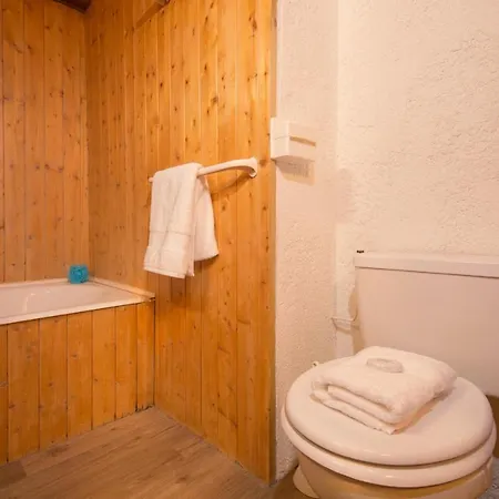 Sainte-foy-l'argentiere Sleeps 2